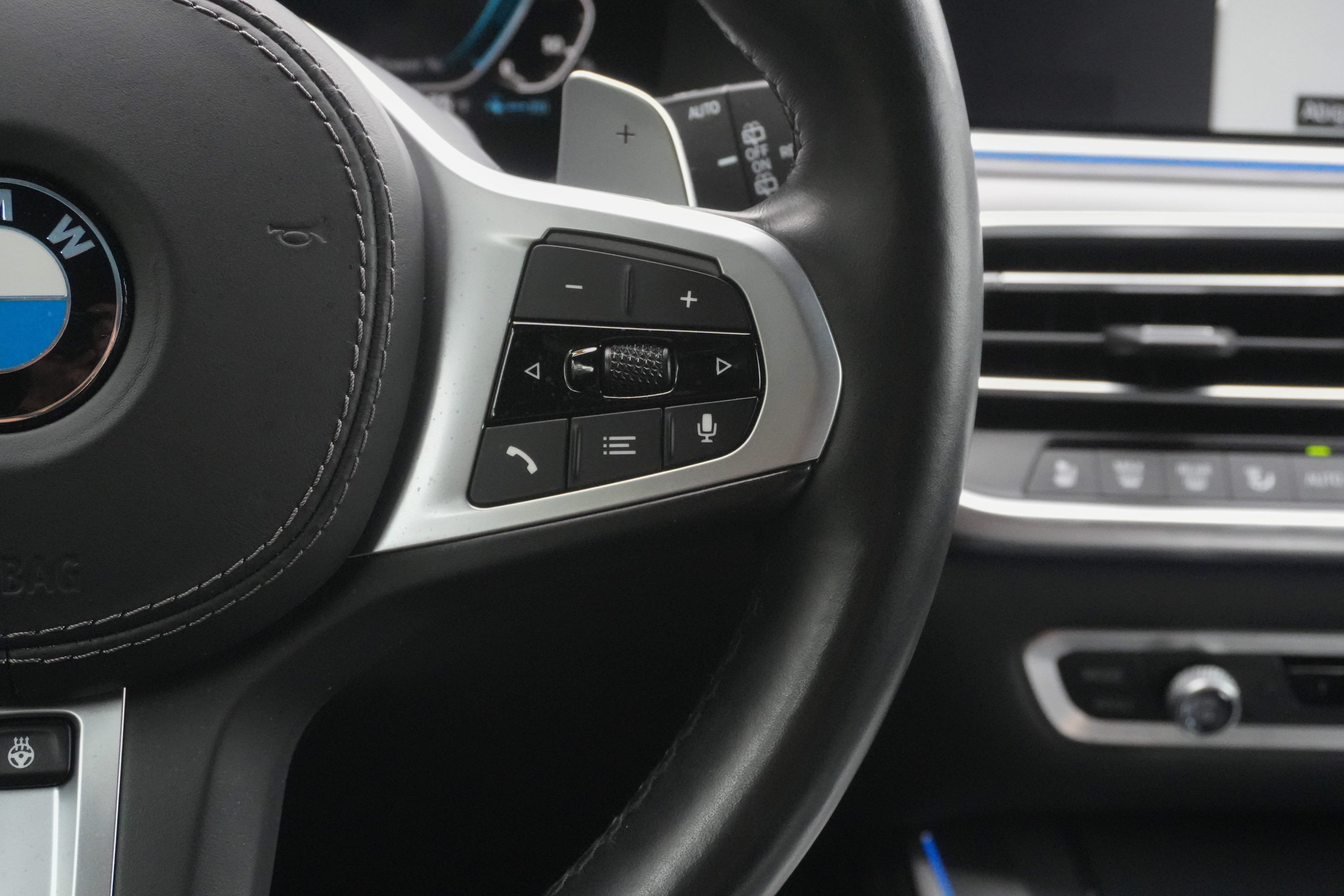 Used 2021 BMW X5 xDrive45e AWD/4WD image 14