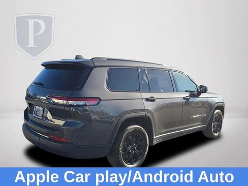 Used 2024 Jeep Grand Cherokee L Laredo image 5