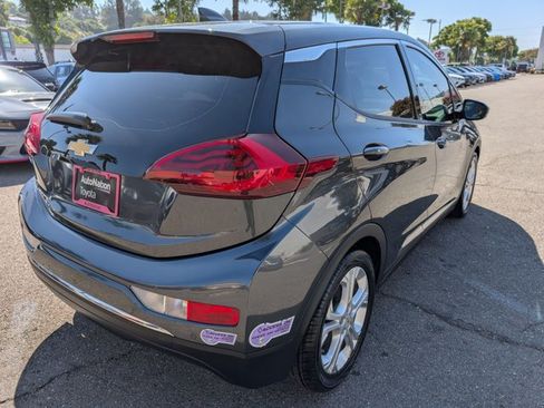 Used 2019 Chevrolet Bolt LT FWD image 6