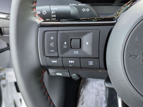 New 2026 Nissan Kicks SR FWD image 13