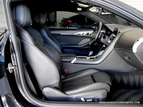 Used 2022 BMW M850i xDrive Coupe w/ Driving Assistance Package AWD/4WD image 31