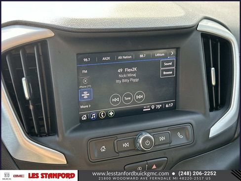 Used 2024 GMC Terrain SLE FWD image 30