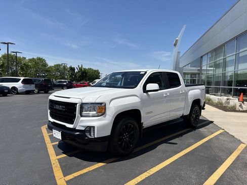 Used 2022 GMC Canyon Elevation w/ Elevation Premium Package AWD/4WD image 3