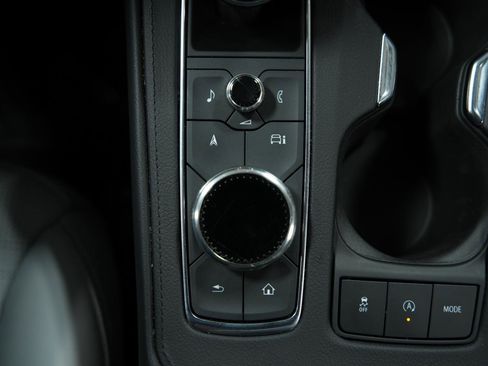 Used 2024 Cadillac XT4 Sport image 43