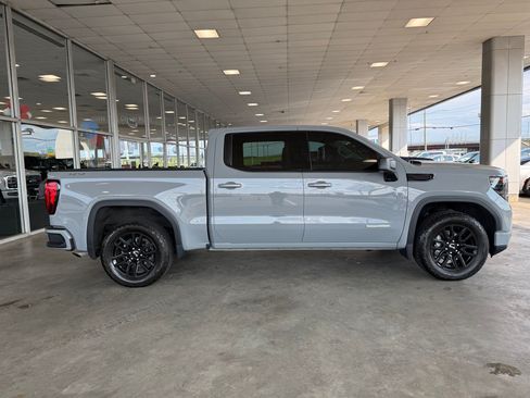 Used 2024 GMC Sierra 1500 Elevation AWD/4WD image 8