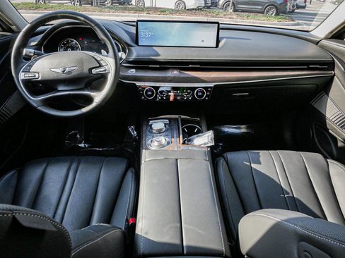 Used 2024 Genesis G80 image 28