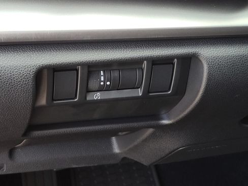 Used 2024 Subaru Impreza 2.0i AWD/4WD image 19