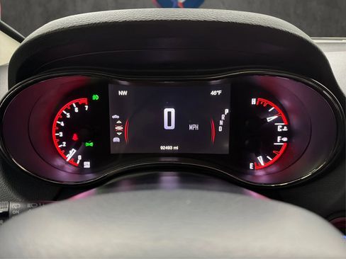 Used 2018 Dodge Durango GT image 37