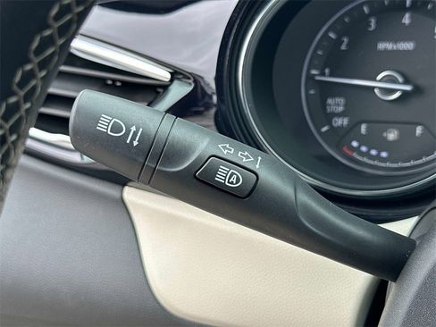 Used 2023 Buick Encore GX Essence w/ Experience Buick Package image 9