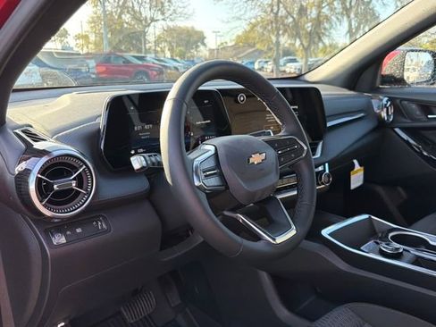 New 2026 Chevrolet Equinox LT w/ Safety and Technology Package FWD image 22