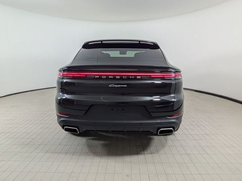 New 2026 Porsche Cayenne Coupe AWD/4WD image 10