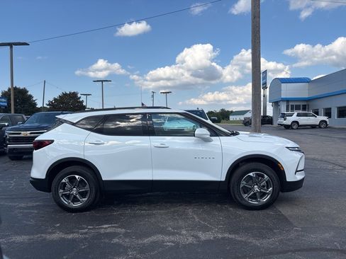 New 2025 Chevrolet Blazer LT w/ Convenience Package image 4