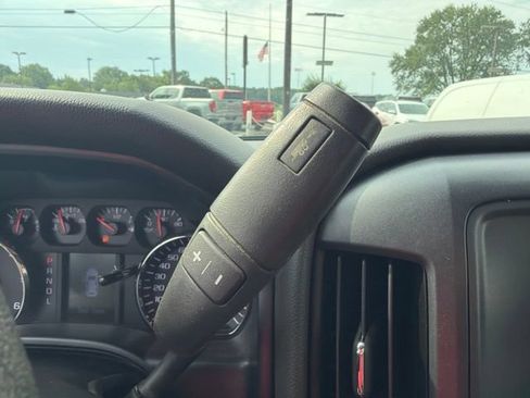 Used 2018 Chevrolet Silverado 1500 LS w/ Trailering Package AWD/4WD image 24