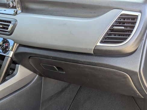 Certified 2023 Kia Seltos LX image 21