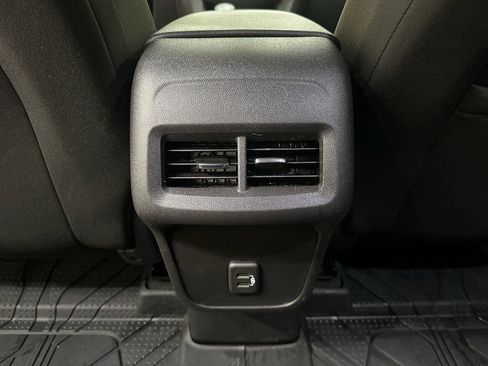 Certified 2024 Chevrolet Equinox LT w/ LPO, Floor Liner Package image 31