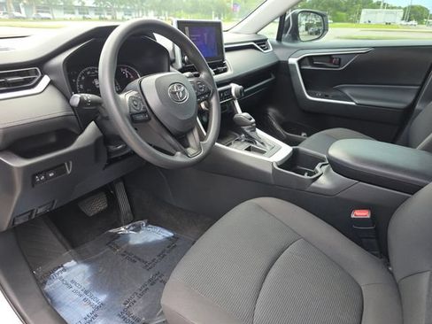 Used 2023 Toyota RAV4 LE FWD image 24