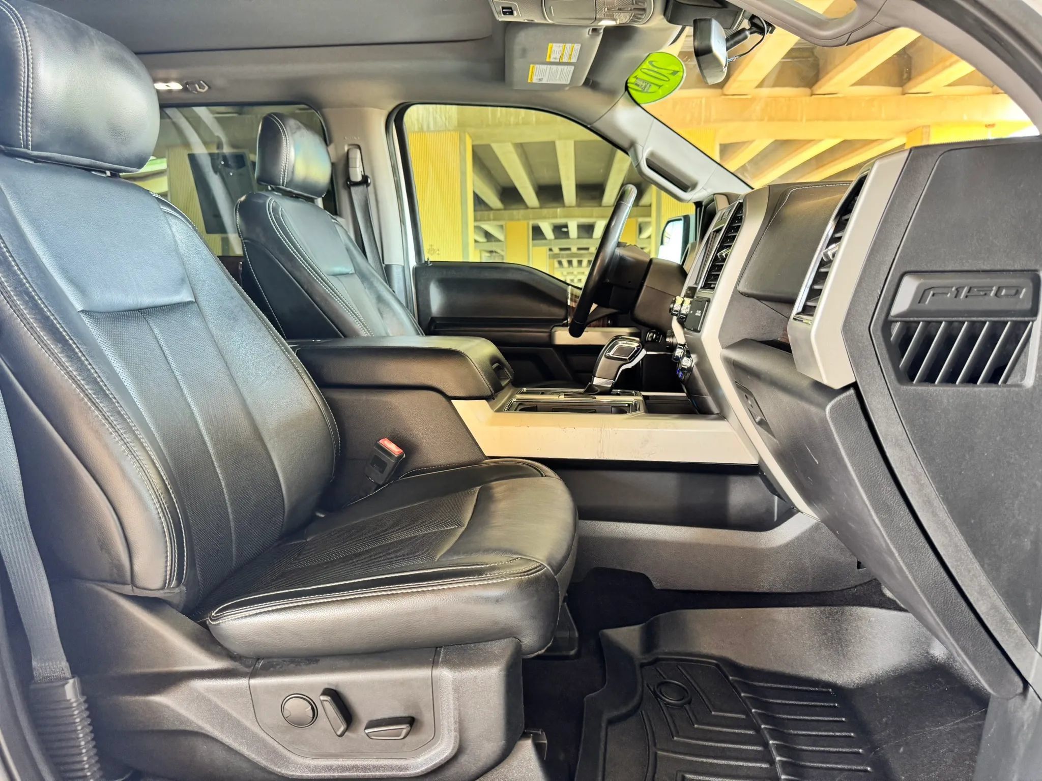 Used 2019 Ford F150 Lariat AWD/4WD image 30