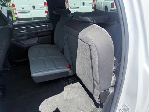 Used 2022 RAM 1500 Big Horn AWD/4WD image 40