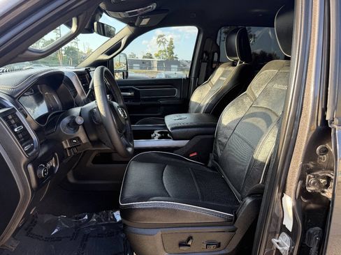 Used 2025 RAM 2500 Laramie w/ Night Edition AWD/4WD image 7