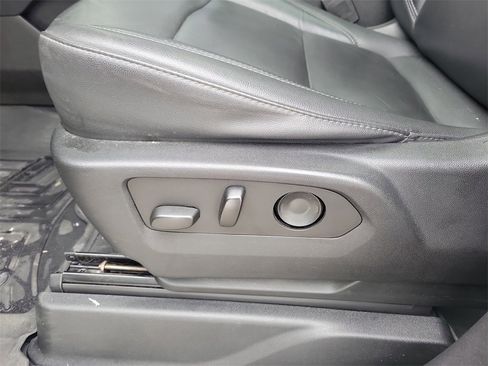 Used 2021 Chevrolet Tahoe Z71 image 19