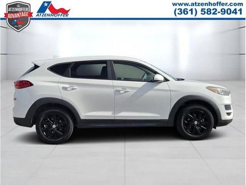Used 2020 Hyundai Tucson SE w/ Cargo Package FWD image 3