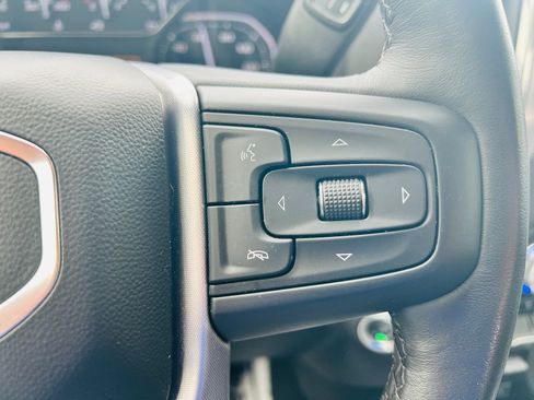 Used 2022 GMC Sierra 1500 SLT w/ SLT Convenience Package AWD/4WD image 22