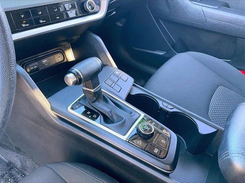 Used 2023 Kia Sportage LX image 19