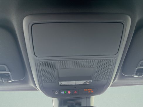 New 2027 Chevrolet Equinox LT AWD/4WD image 23