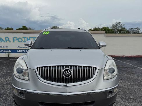 Used 2010 Buick Enclave CXL w/ Trailering Provision Package FWD image 2