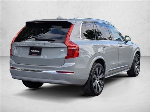Used 2024 Volvo XC90 T8 Plus w/ Protection Package Premier AWD/4WD image 5