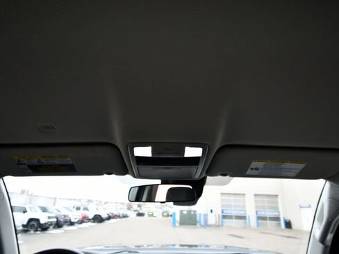 Used 2022 Toyota Tacoma SR AWD/4WD image 34