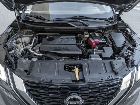 Used 2023 Nissan Rogue SV image 15