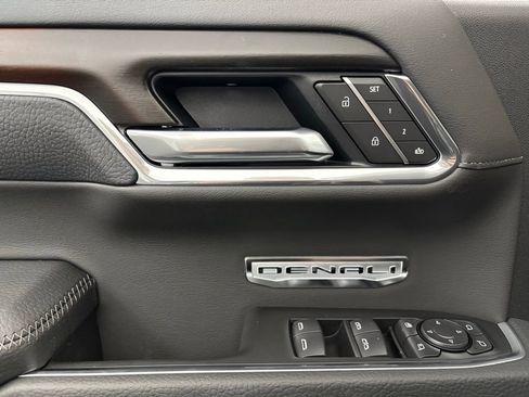 New 2026 GMC Sierra 1500 Denali w/ Denali Reserve Package image 17