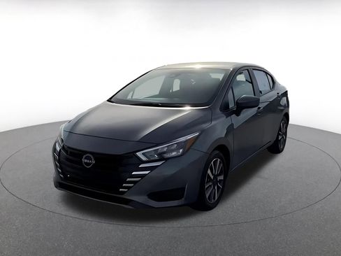 Used 2025 Nissan Versa SV FWD image 7