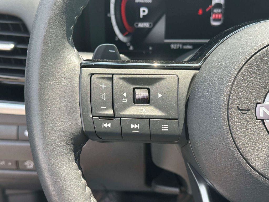Used 2024 Nissan Rogue SL w/ SL Premium Package AWD/4WD image 23