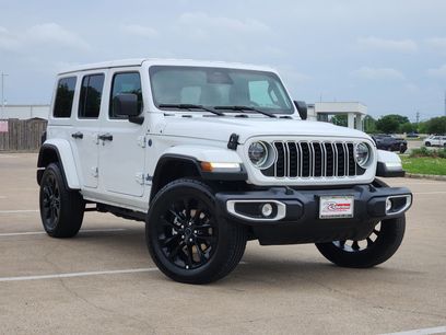 Used 2025 Jeep Wrangler Sahara w/ Safety Group
