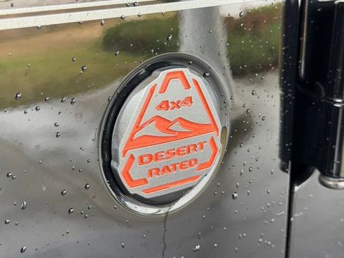 Used 2020 Jeep Gladiator Mojave image 16