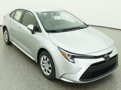 New 2026 Toyota Corolla LE FWD image 13