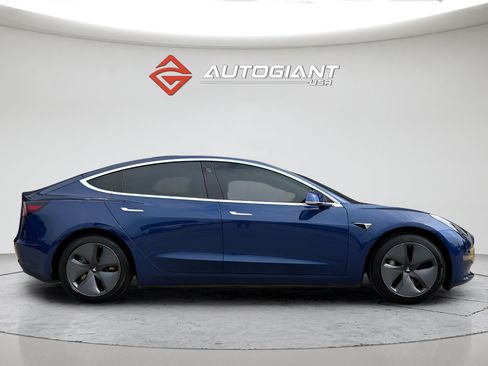 Used 2020 Tesla Model 3 Standard Range Plus RWD image 19