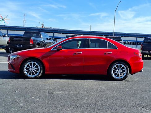 Used 2019 Mercedes-Benz A 220 image 3