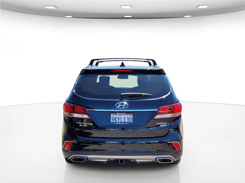 Used 2017 Hyundai Santa Fe Limited FWD image 8