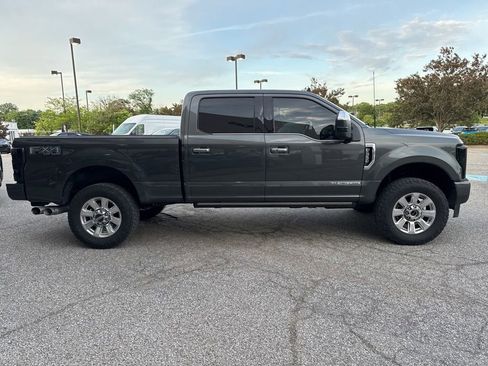 Used 2019 Ford F350 Platinum w/ Platinum Ultimate Package AWD/4WD image 18