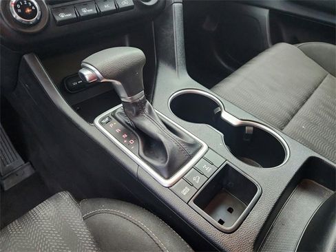 Used 2021 Kia Sportage LX image 13