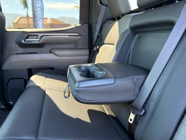 Used 2024 Chevrolet Silverado 1500 ZR2 AWD/4WD image 23