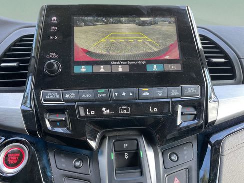 Certified 2024 Honda Odyssey Touring image 23
