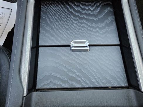 Used 2022 GMC Yukon Denali image 19