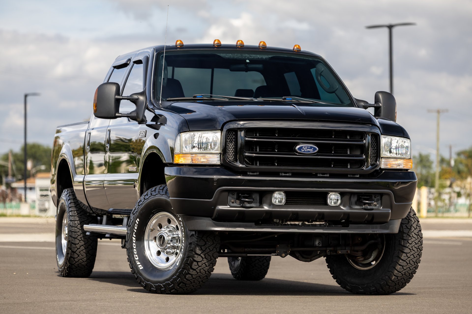 Used 2004 Ford F350 XL AWD/4WD image 4