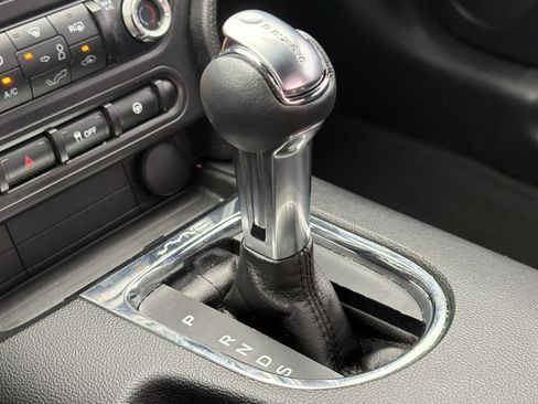 Used 2016 Ford Mustang Coupe RWD image 26