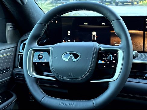 New 2026 INFINITI QX80 Autograph w/ Premium Cargo Package image 19