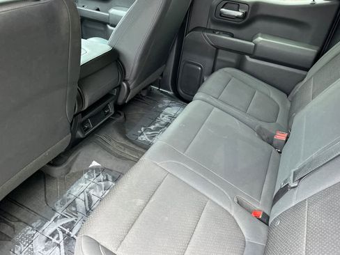 Used 2019 Chevrolet Silverado 1500 Custom Trail Boss w/ Custom Convenience Package AWD/4WD image 4